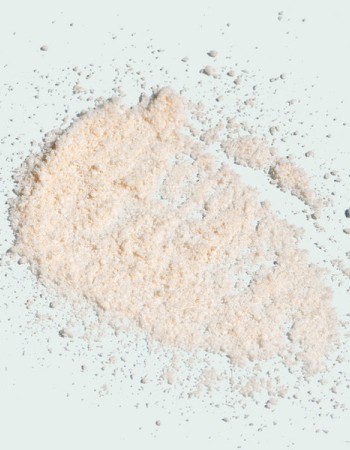 Iluma Intense Brightening Exfoliating Powder